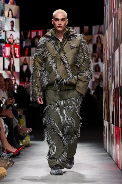 Look 41